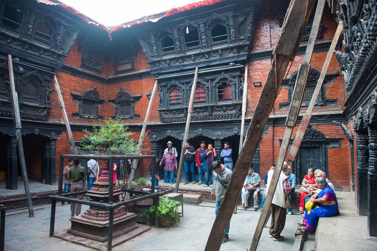 Touristenbesuch auf dem Patan Durbar Square in Kathmandu